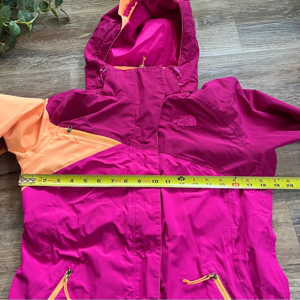 The North Face Women's Fuchsia & Orange Cinnabar Triclimate Hooded Rain Jacket - Picture 15 of 16